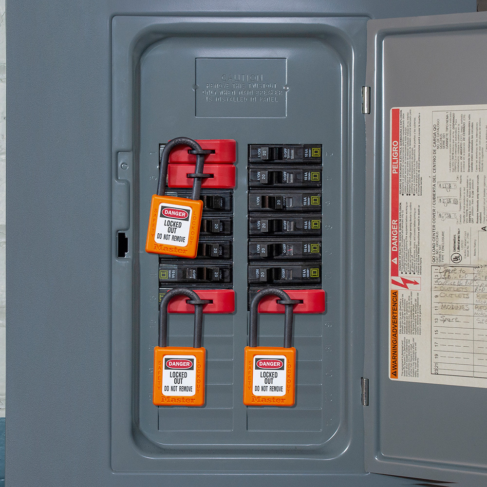 Electrical Lockout Grip Tight™ Plus Circuit Breaker Lockout Device – Miniature Circuit Breakers (120/240 V)